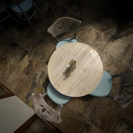 Maison Vourla Hotel 3*