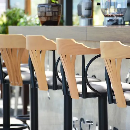 Maison Vourla 울라