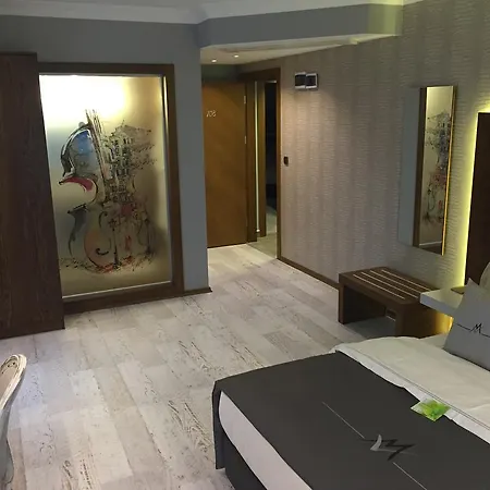 Maison Vourla 3*