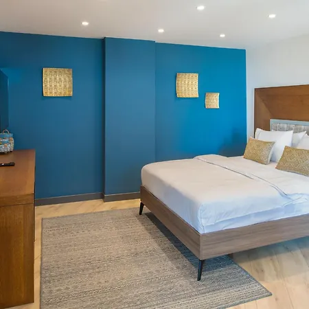 Maison Vourla Hotel 3*