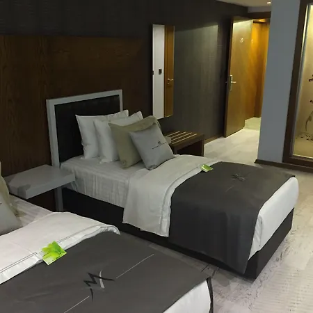 Maison Vourla 울라