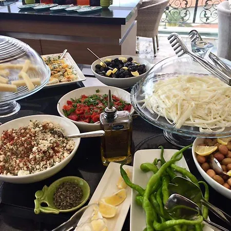 Maison Vourla 울라