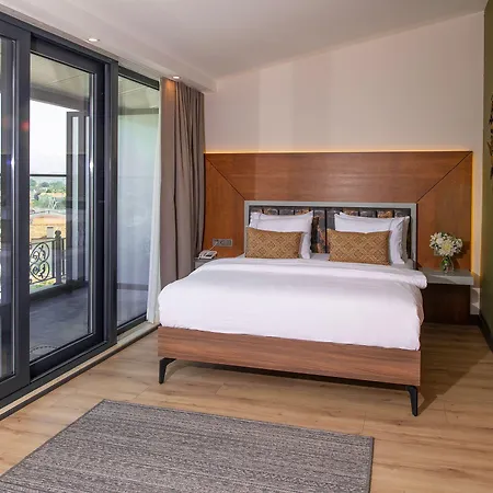 Maison Vourla 호텔 3*