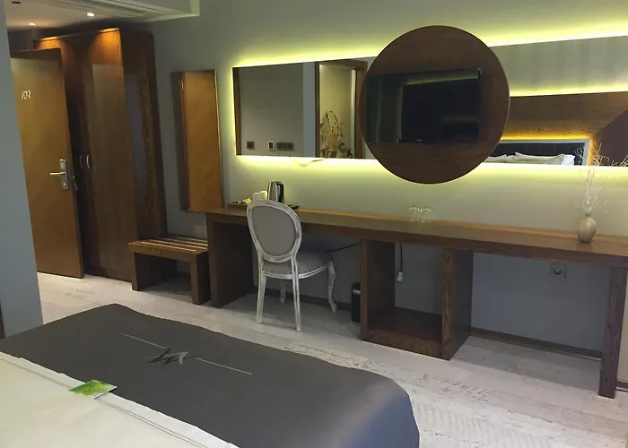 Maison Vourla Отель 3*