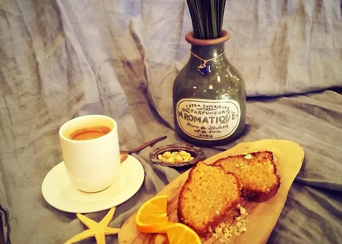 Отель Maison Vourla 3*