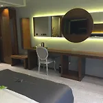 Maison Vourla Hotel 3*