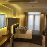 Maison Vourla Hotel 3*