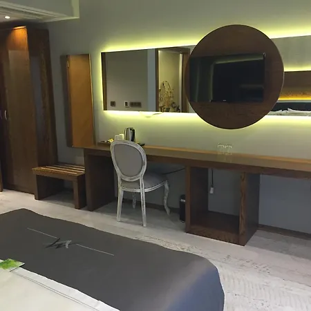 Maison Vourla Szálloda 3*