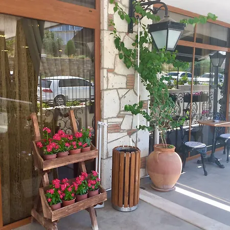 Maison Vourla 3*