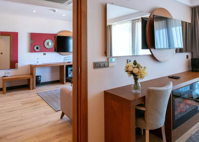 Hotel Maison Vourla 3*